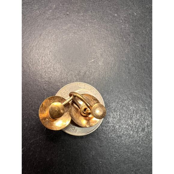 Vintage MCM Gold Tone Guilloche Enamel Pink Rose Screw Back Earrings - Picture 4 of 9